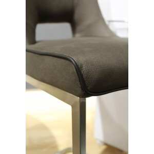 Lot 2 Tabourets de bar taupe tissu toucher doux - Qualité Ultra Confort - design contemporain - RIVOLI