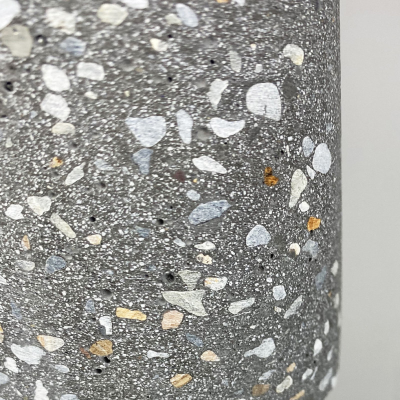 Suspension lumineuse ajustable en terrazzo ciment gris - CALO 5140