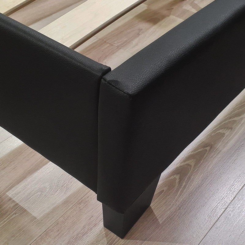 Lit double en simili noir 160 x 200 cm + sommier inclus - BALI