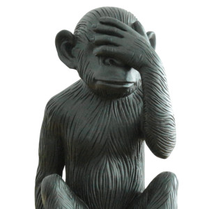 Statue singe noir mat avec main sur les yeux H39 cm - RAFIKI