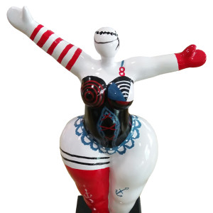 Statue femme bras levés corset rouge noir et bleu H34 cm - LADY LACE