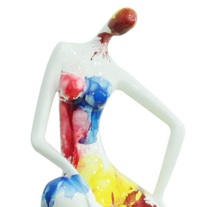 Statue femme assise avec taches de peinture multicolore H60 cm - MAMA