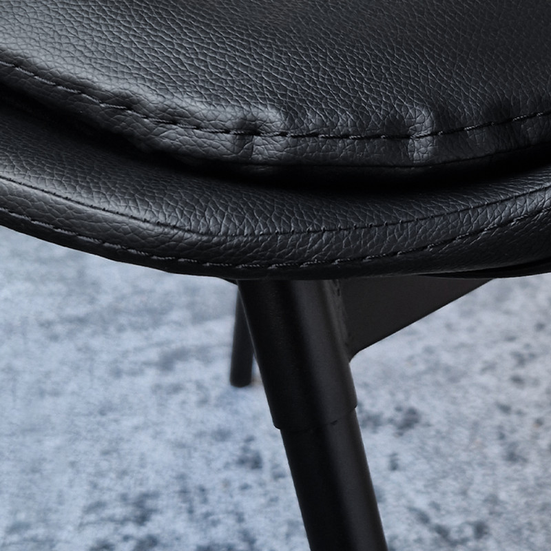 Lot de 2 Chaises en Simili Noir avec Coussin Assise Détachable et Piètement en Métal Noir  - RUZAN