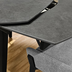 Table de Repas Ovale Extensible 120 à 180 cm Céramique Gris et Pieds Évasés Métal Noir - ADELPHIA 3