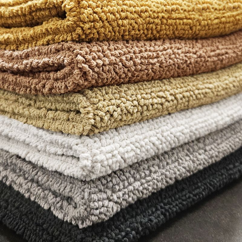 Lot 2 tapis de salle de bain 40 x 60 cm en coton jaune clair - PEPPO