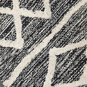 Tapis 120 x 180 cm en Coton Noir avec Motifs et Franges Écru - Style Berbère et Ethnique - ALIBA