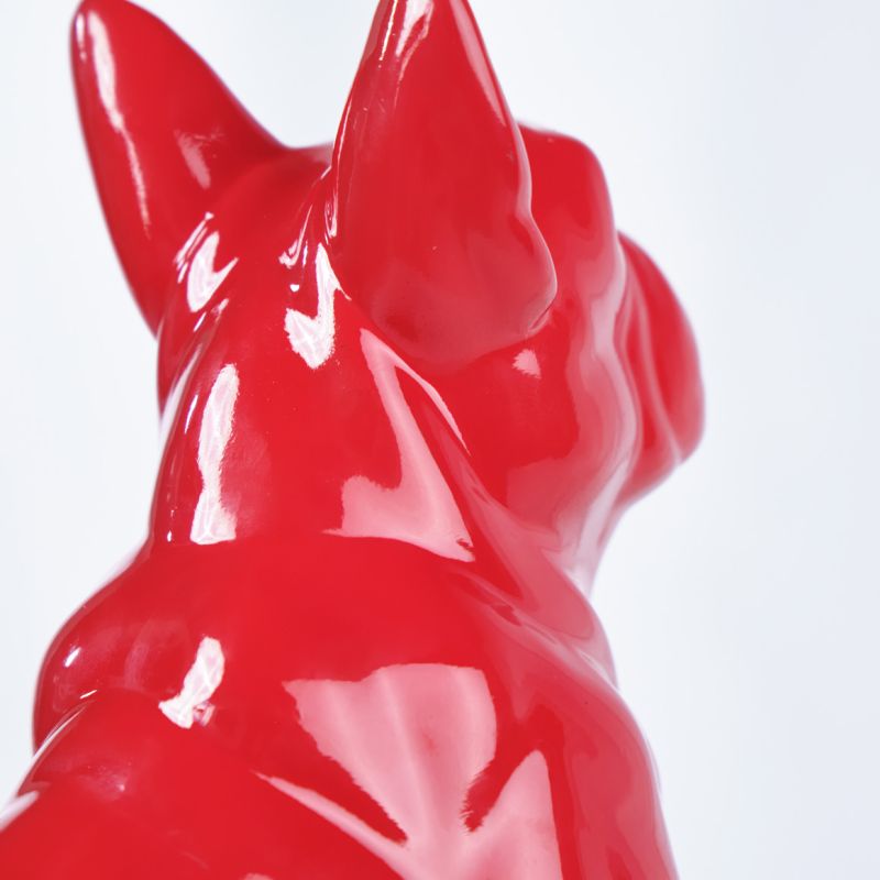 Statue chien boston terrier assis rouge laquée H22 cm - HARU