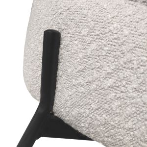 Fauteuil avec accoudoirs en tissu bouclette écru imitation laine de mouton et pieds fins en métal noir - SHEEP