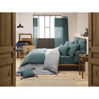 Bout de Lit 90 x 200 cm Gaze de Coton Bleu Canard et Polyester avec Capitonnage Léger et 4 Pompons - PEPA