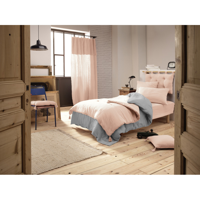 Bout de Lit 90 x 200 cm Gaze de Coton Rose et Polyester avec Capitonnage Léger et 4 Pompons - PEPA