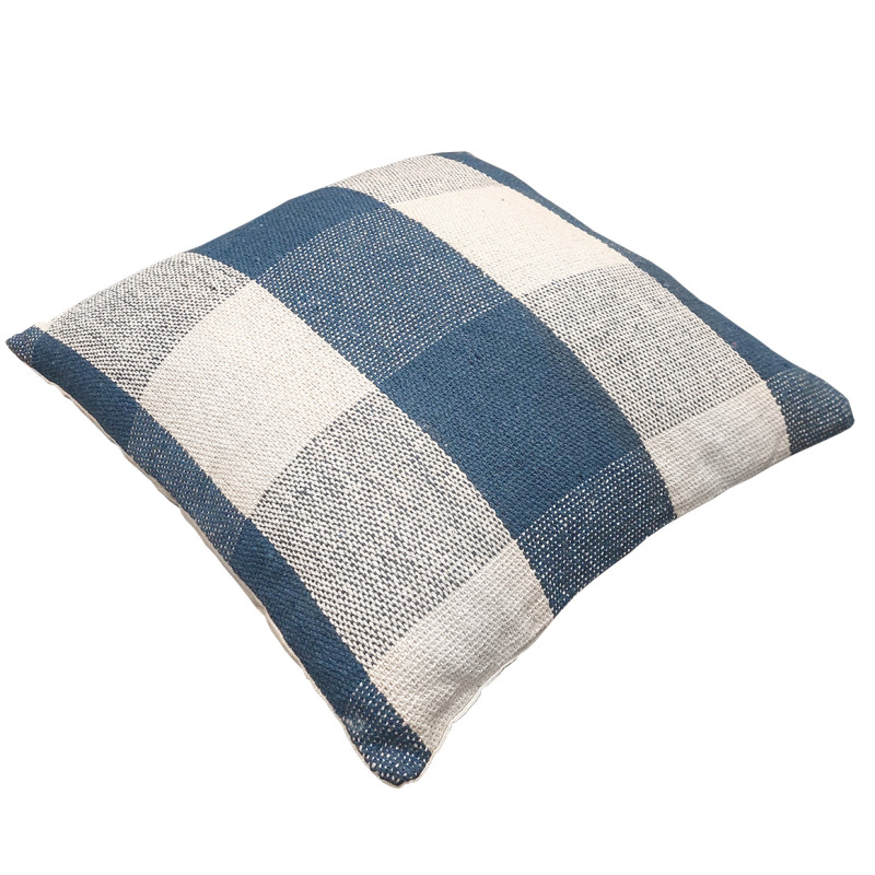 Lot de 2 coussins carrés 40 x 40 cm en coton brodé avec carreaux bleu et écru - ATLAS