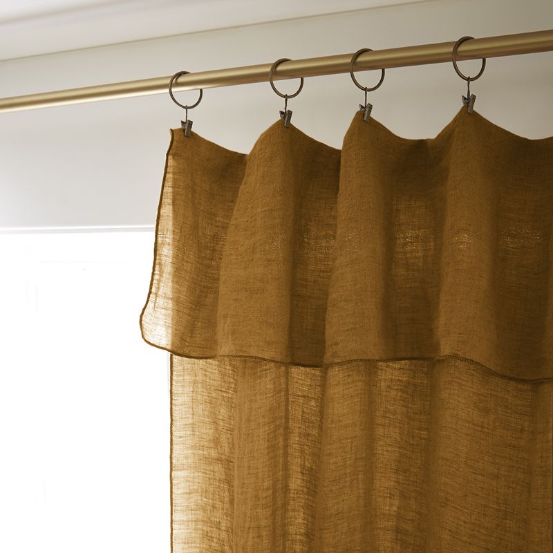 Rideau Ajustable 140 x 270 cm en Lin Lavé Caramel avec 8 Anneaux à Pince en Métal Couleur Argent Antique - LUISA