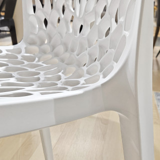 Lot de 2 Chaises de Repas Ajourées et Empilables en Polypropylène Blanc - Design Moderne et Tendance - GRUYER 2