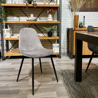 Lot de 4 chaises de repas en tissu velours gris clair avec pieds métal noir – BIBA 2