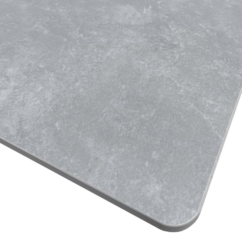 Table 160 cm en céramique gris béton et pieds évasés métal noir - RYDER 2